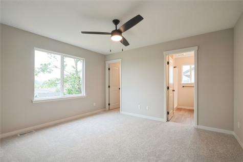 1901 Holly Meadow Avenue SW Cedar Rapids IA 52404
