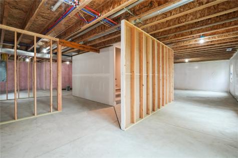 1901 Holly Meadow Avenue SW Cedar Rapids IA 52404