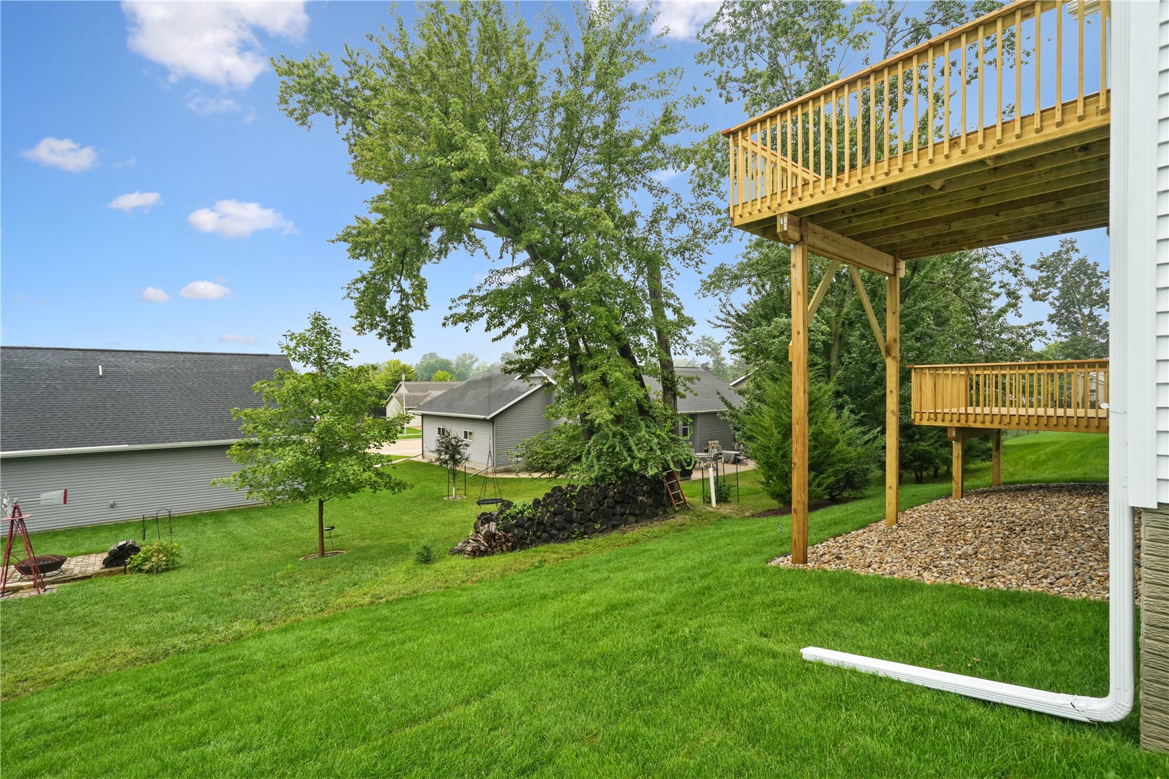 1901 Holly Meadow Avenue SW Cedar Rapids IA 52404