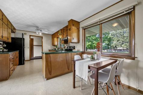 20 N 1st Avenue Iowa City IA 52245