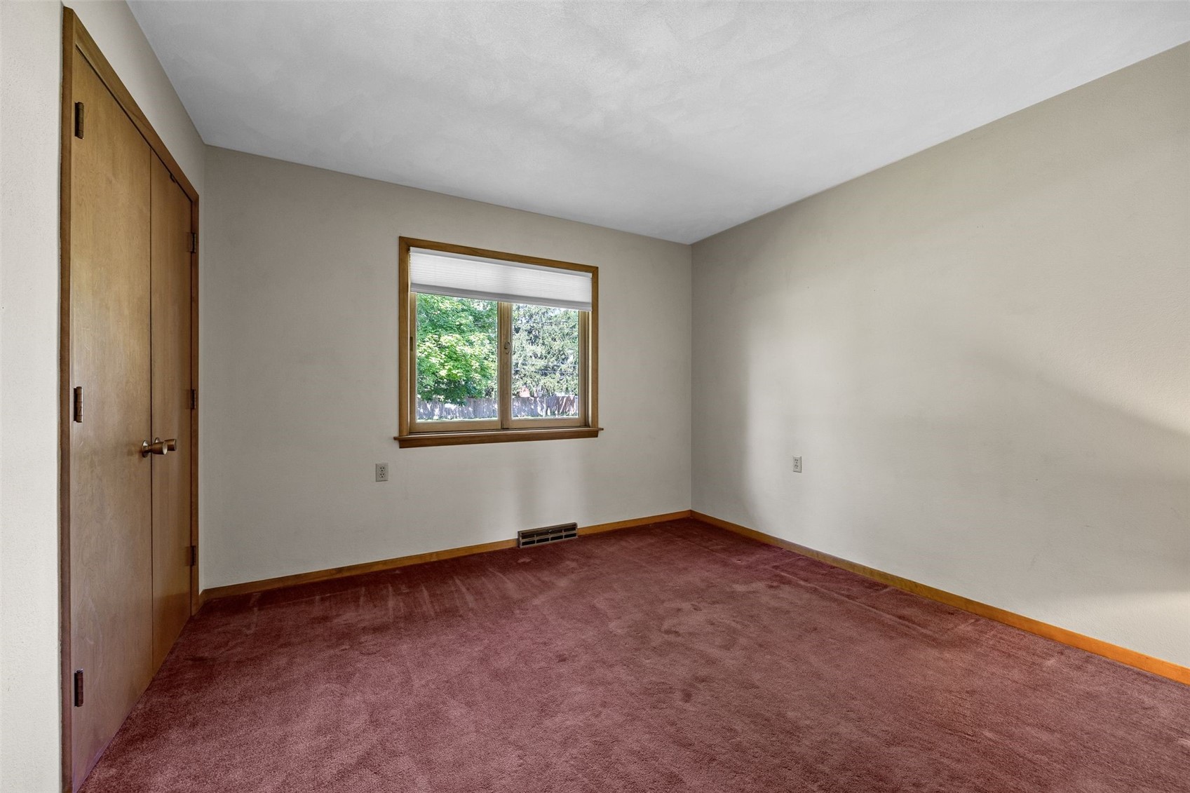 20 N 1st Avenue Iowa City IA 52245