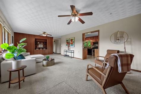 20 N 1st Avenue Iowa City IA 52245