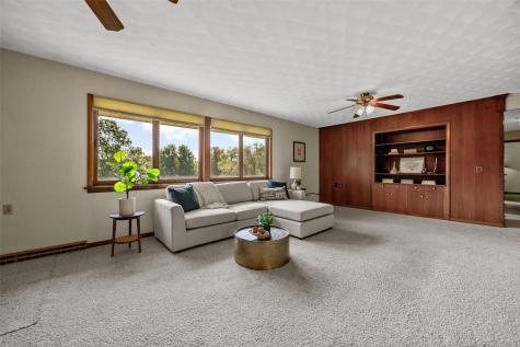 20 N 1st Avenue Iowa City IA 52245