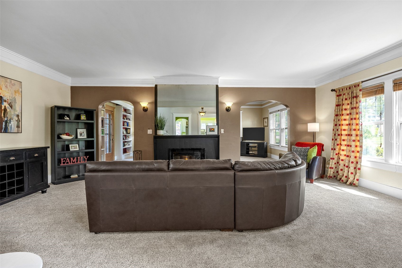 2144 Grande Avenue SE Cedar Rapids IA 52403