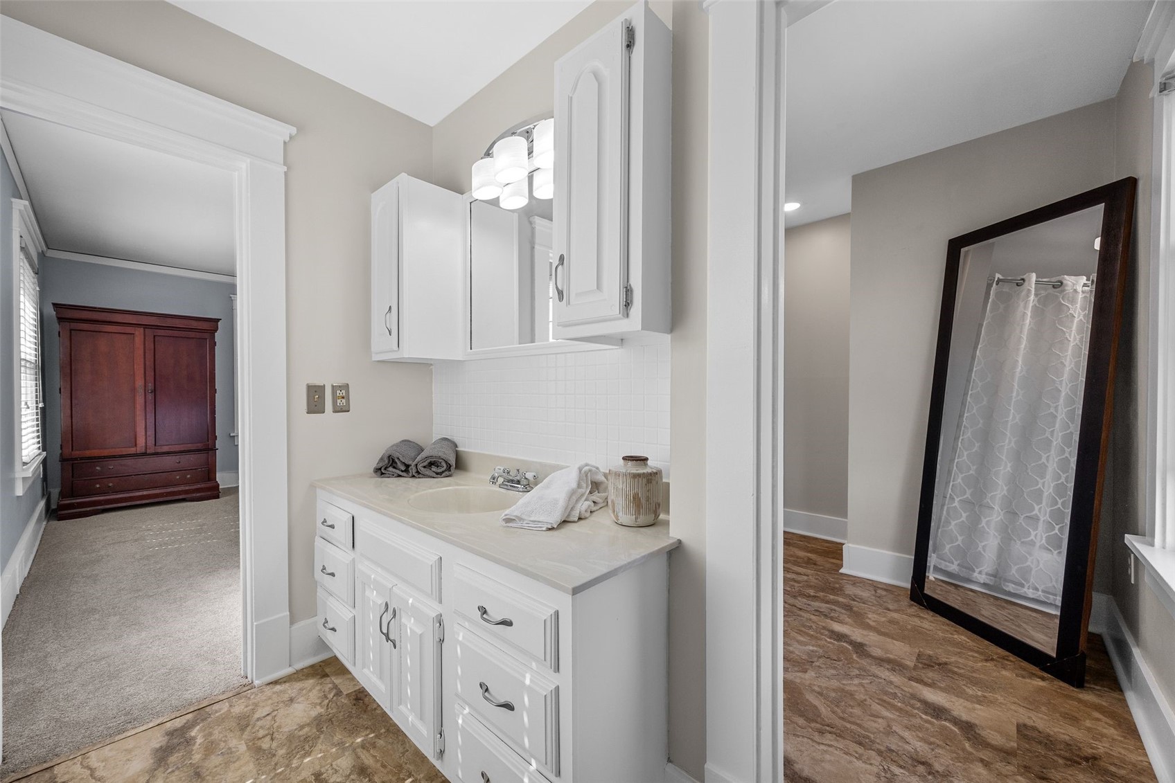 2144 Grande Avenue SE Cedar Rapids IA 52403