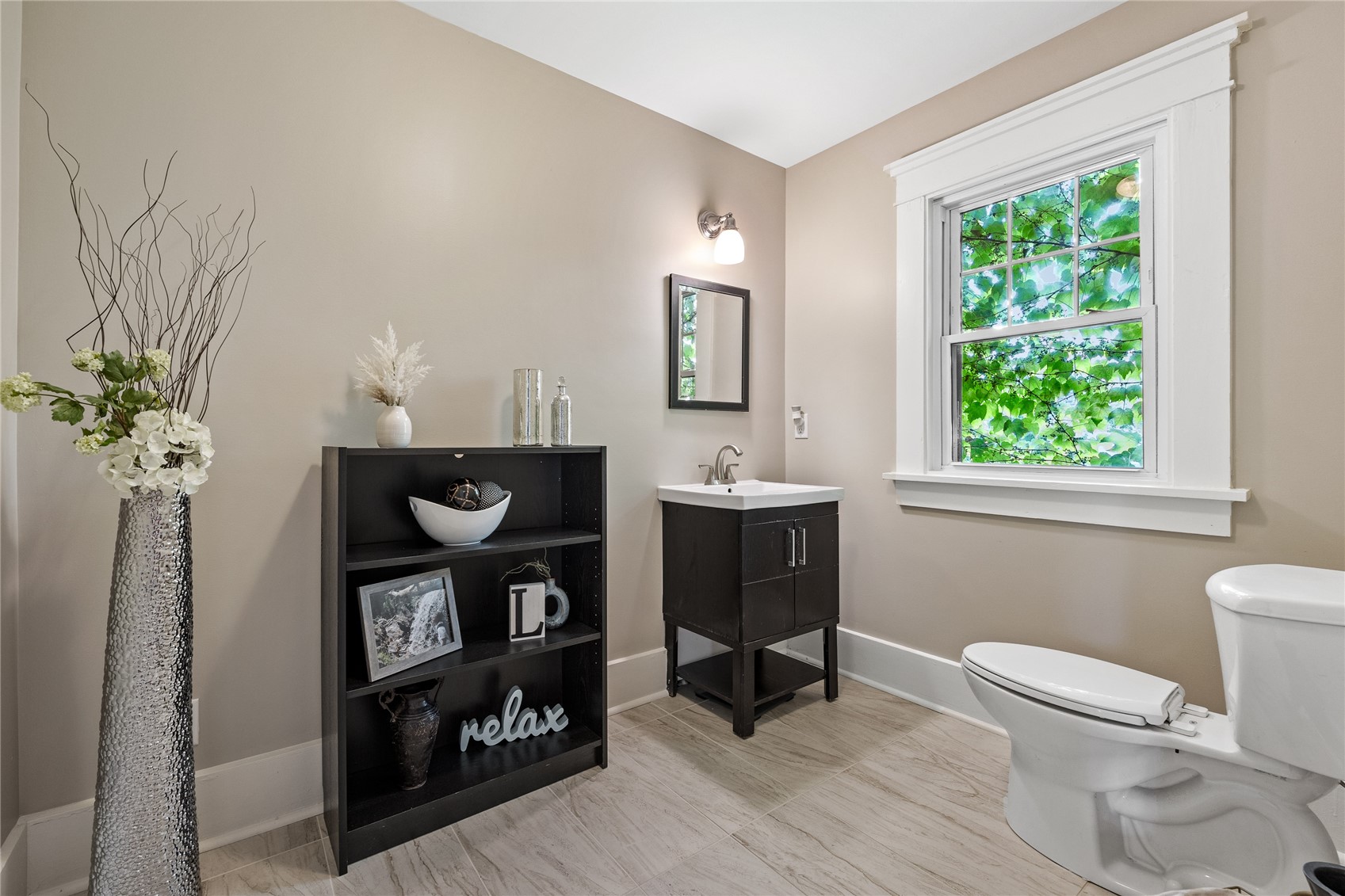 2144 Grande Avenue SE Cedar Rapids IA 52403