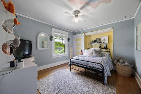 2144 Grande Avenue SE Cedar Rapids IA 52403