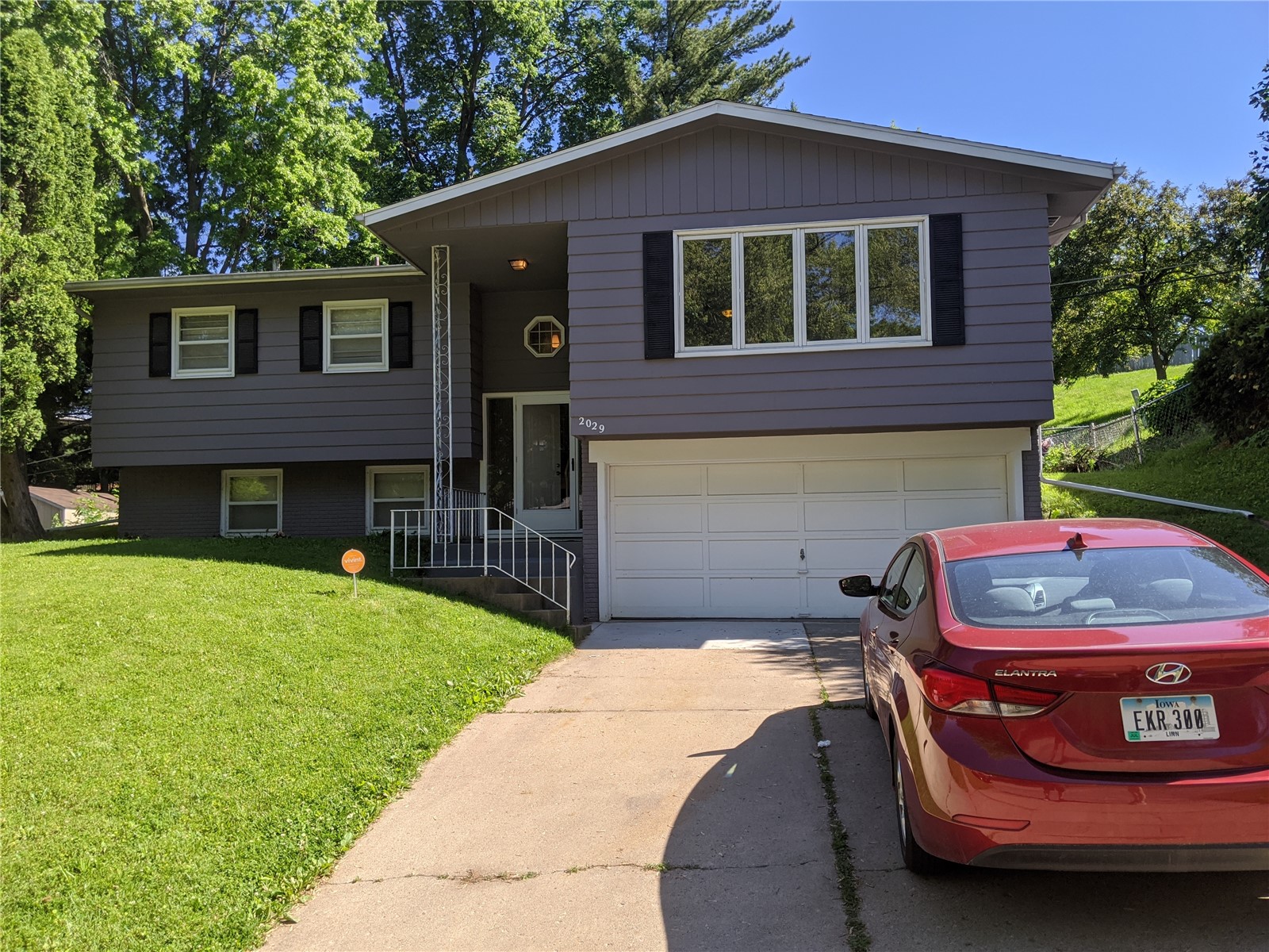 2029 Birchwood Drive NE Cedar Rapids IA 52402