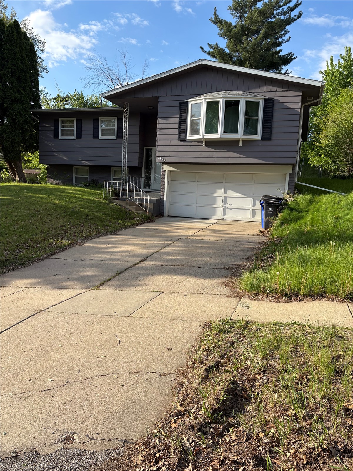 2029 Birchwood Drive NE Cedar Rapids IA 52402