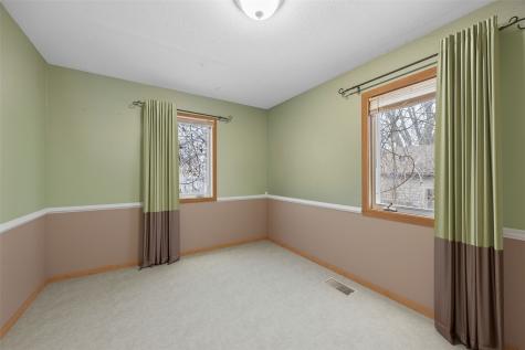 625 Freeseway Drive Robins IA 52328