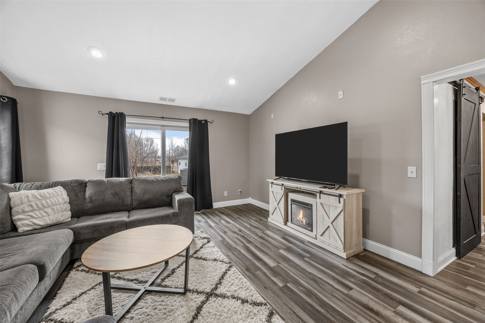 625 Freeseway Drive Robins IA 52328