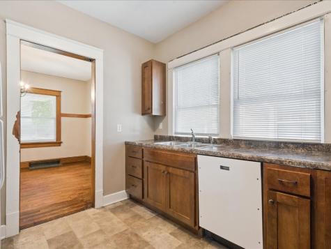 1816 Park Avenue SE Cedar Rapids IA 52403
