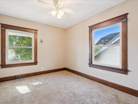 1816 Park Avenue SE Cedar Rapids IA 52403