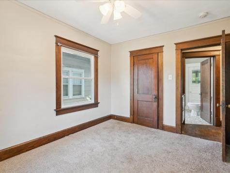 1816 Park Avenue SE Cedar Rapids IA 52403
