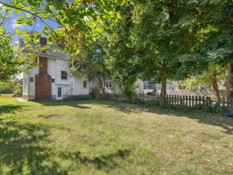 1816 Park Avenue SE Cedar Rapids IA 52403