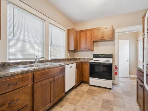 1816 Park Avenue SE Cedar Rapids IA 52403