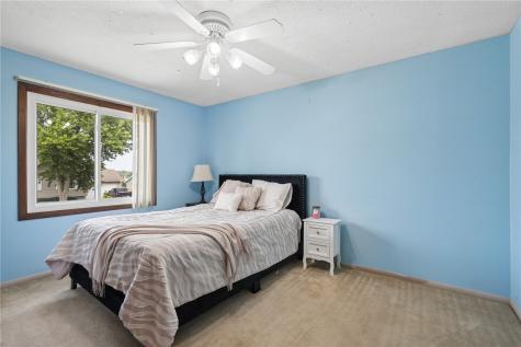 3425 Sue Lane NW Cedar Rapids IA 52405