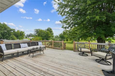 3425 Sue Lane NW Cedar Rapids IA 52405