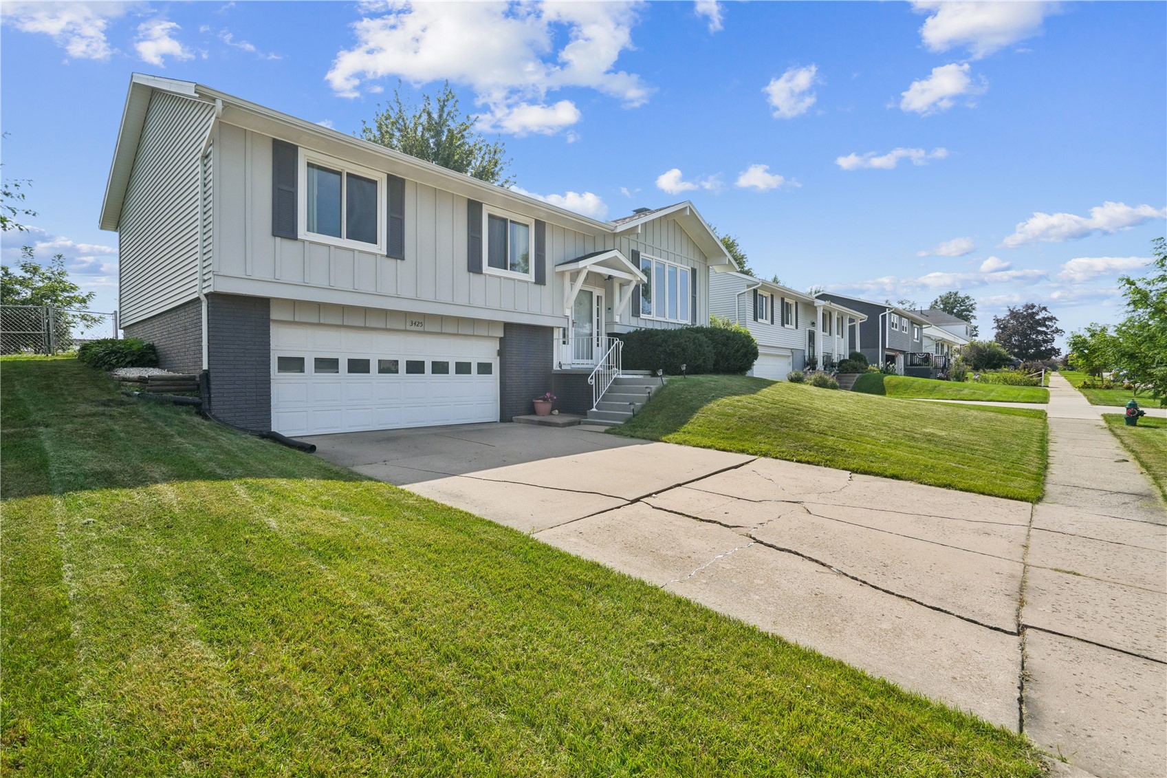3425 Sue Lane NW Cedar Rapids IA 52405