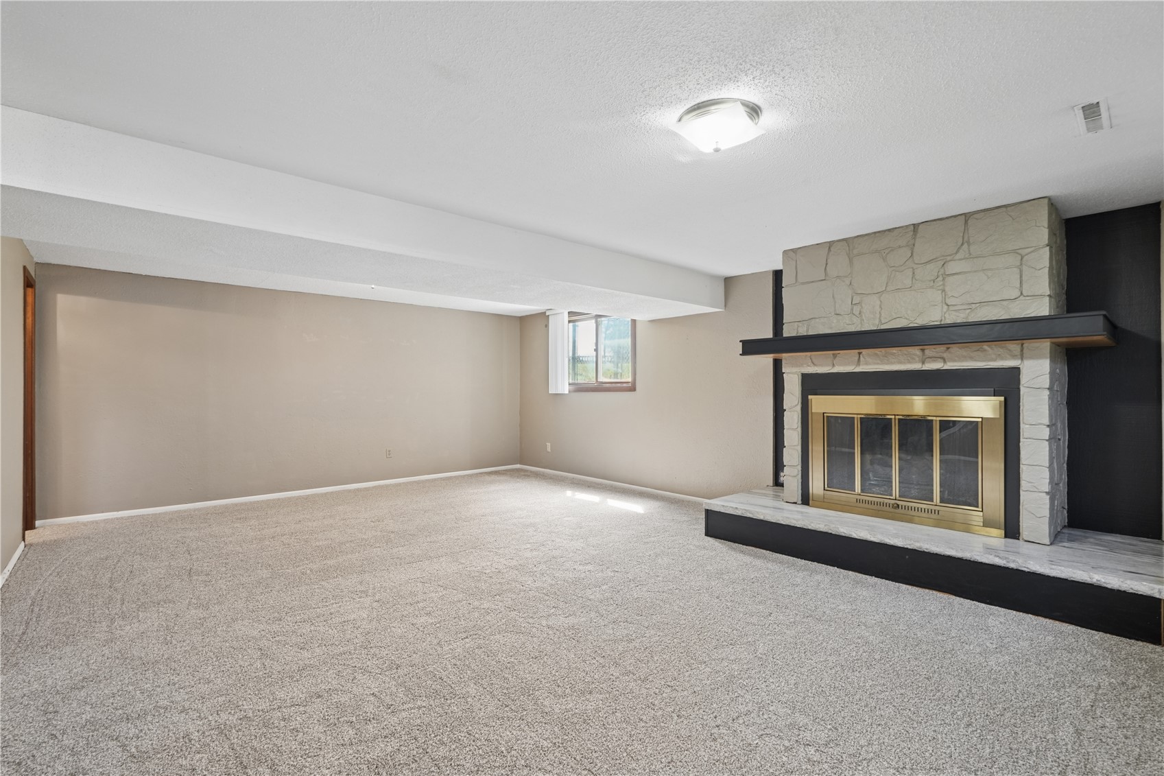 3425 Sue Lane NW Cedar Rapids IA 52405