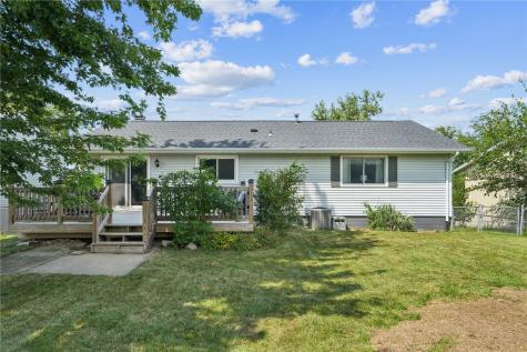 3425 Sue Lane NW Cedar Rapids IA 52405