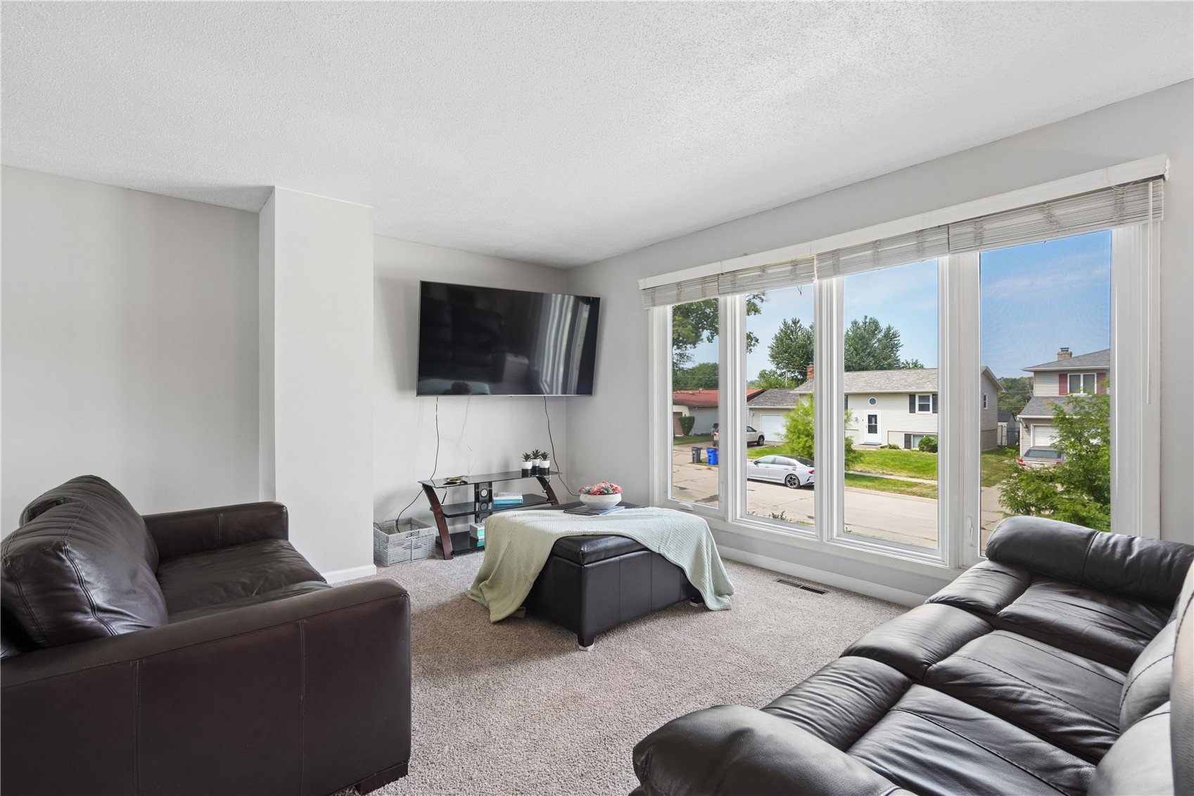 3425 Sue Lane NW Cedar Rapids IA 52405