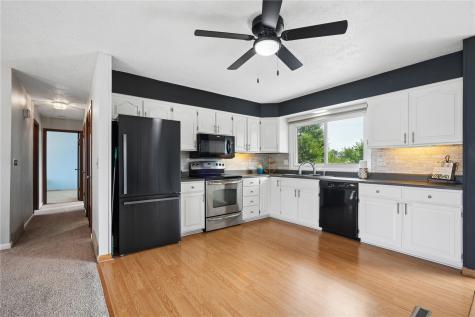 3425 Sue Lane NW Cedar Rapids IA 52405