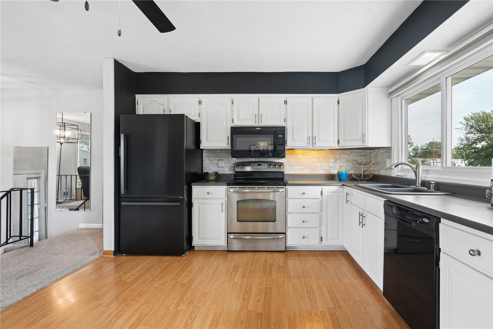 3425 Sue Lane NW Cedar Rapids IA 52405