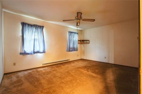 87 4th Avenue Atkins IA 52206