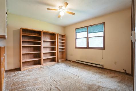 87 4th Avenue Atkins IA 52206