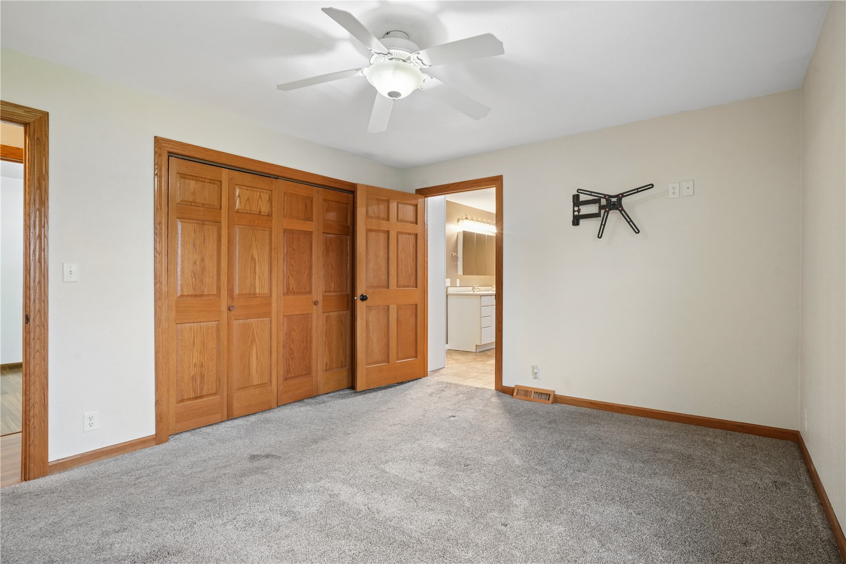 6500 Davis Court Cedar Rapids IA 52405