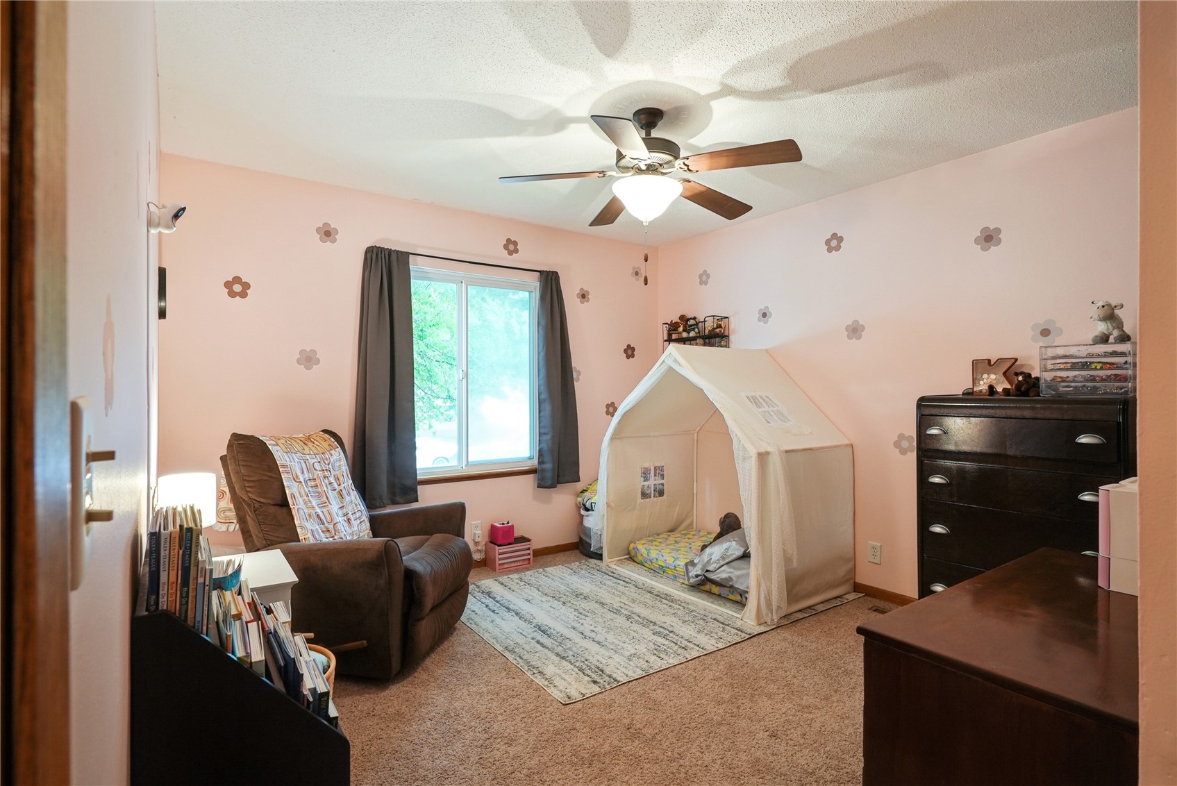 310 Carnaby Drive NE Cedar Rapids IA 52402