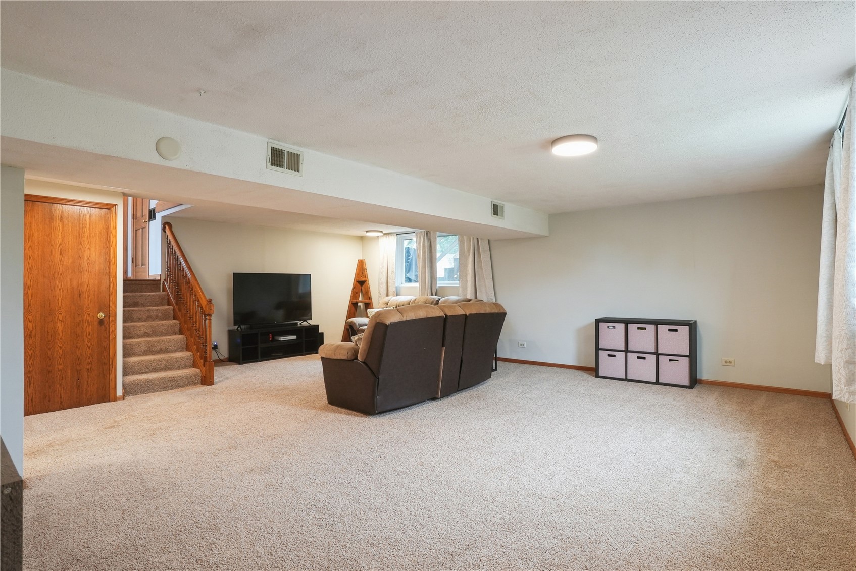310 Carnaby Drive NE Cedar Rapids IA 52402