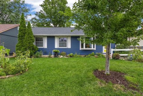 5007 Twin Mound Drive NE Cedar Rapids IA 52402