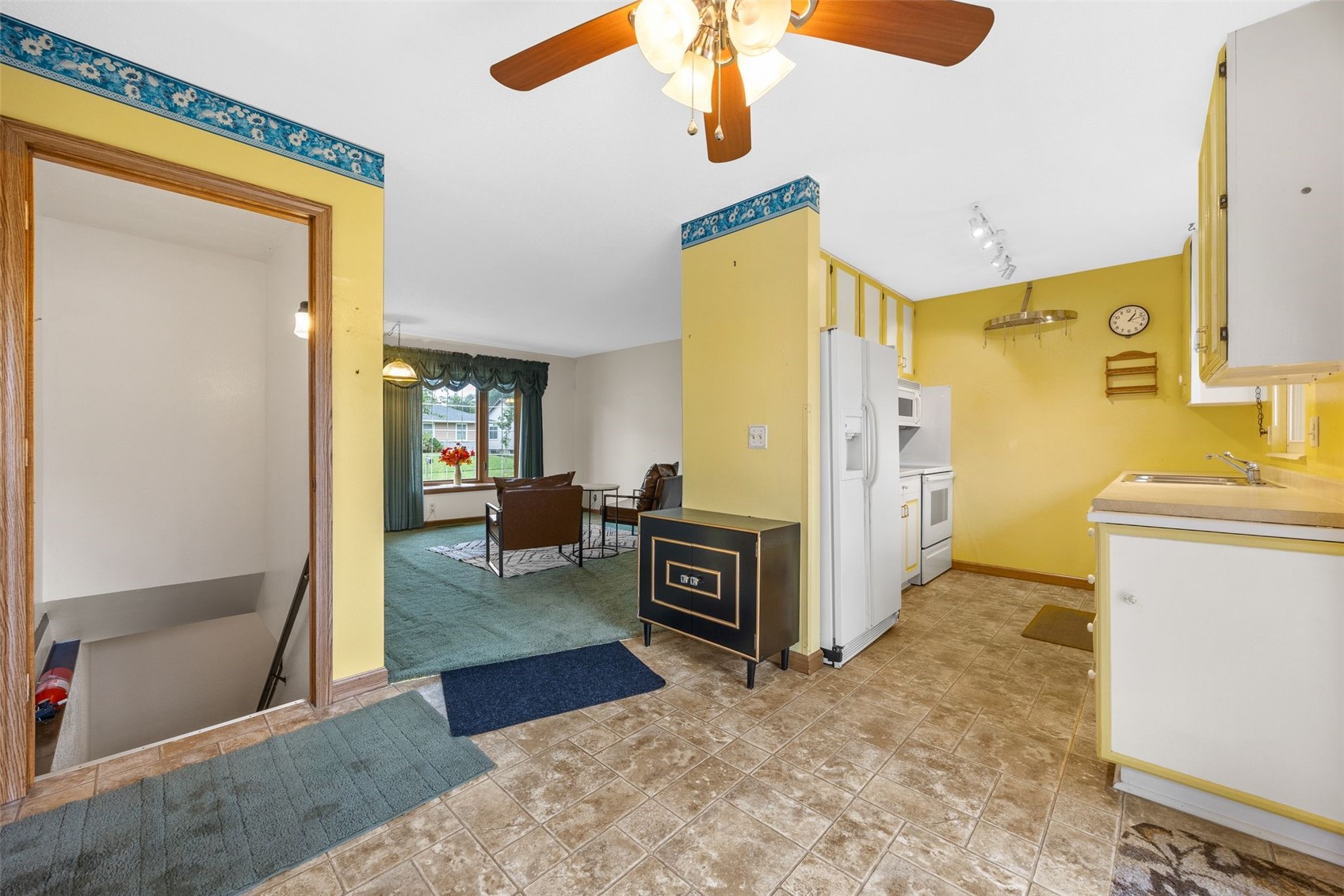 5007 Twin Mound Drive NE Cedar Rapids IA 52402