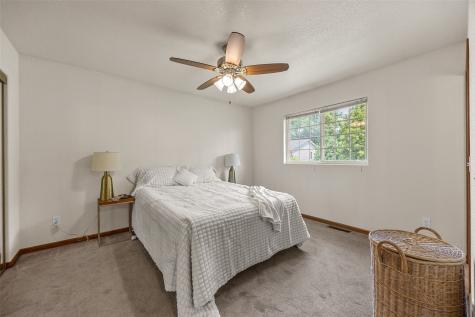 275 S 21st Street Court Marion IA 52302