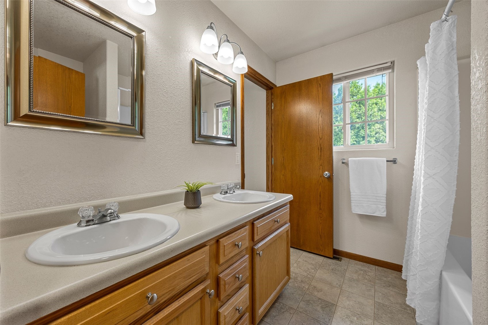 275 S 21st Street Court Marion IA 52302