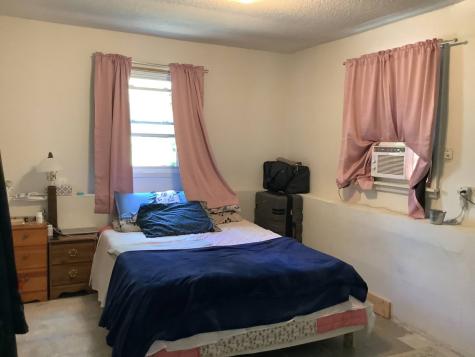 418 21st Street NE Cedar Rapids IA 52402