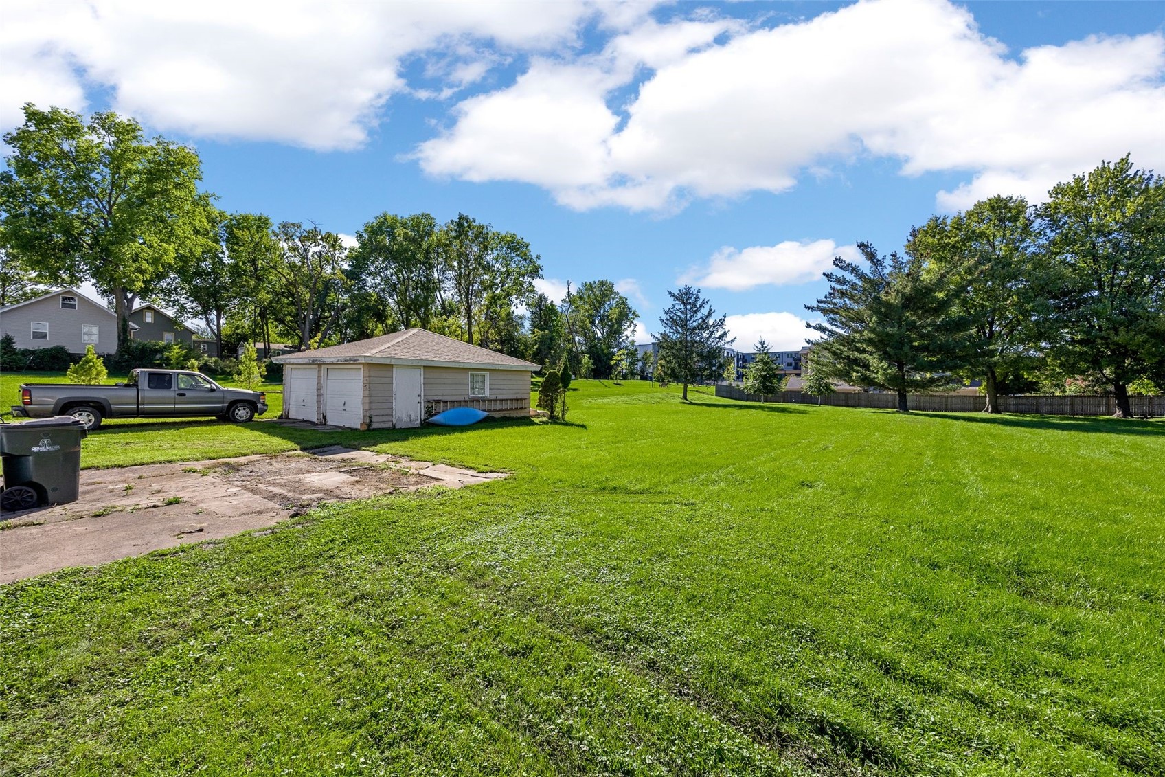 3019 Oakland Road NE Cedar Rapids IA 52402