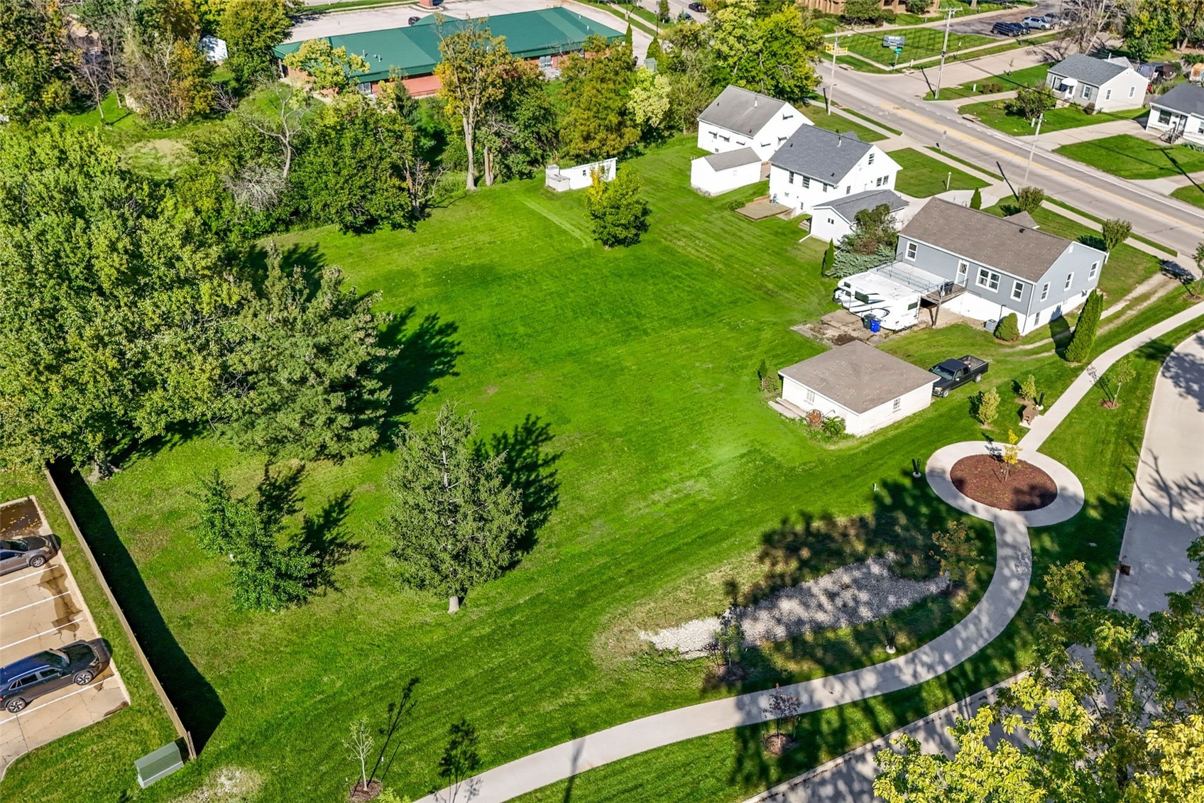 3019 Oakland Road NE Cedar Rapids IA 52402