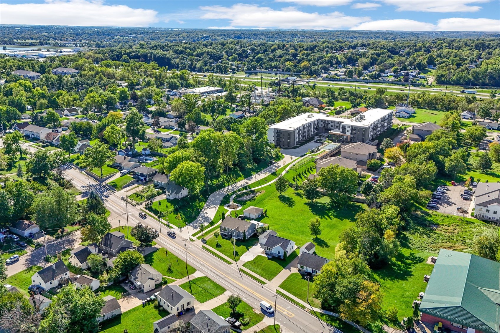 3019 Oakland Road NE Cedar Rapids IA 52402