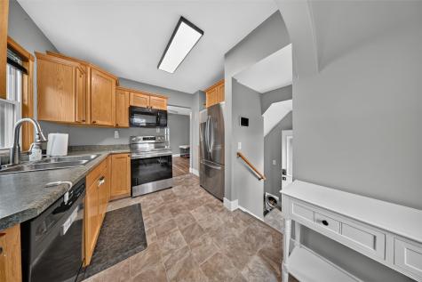 2136 C Street SW Cedar Rapids IA 52404