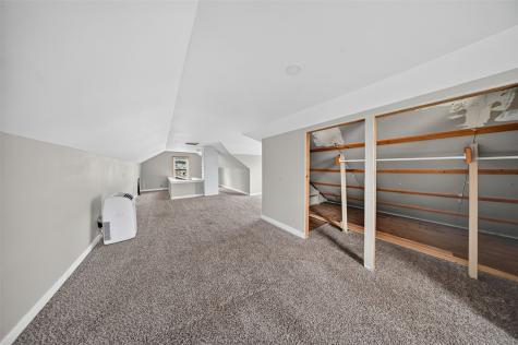 2136 C Street SW Cedar Rapids IA 52404