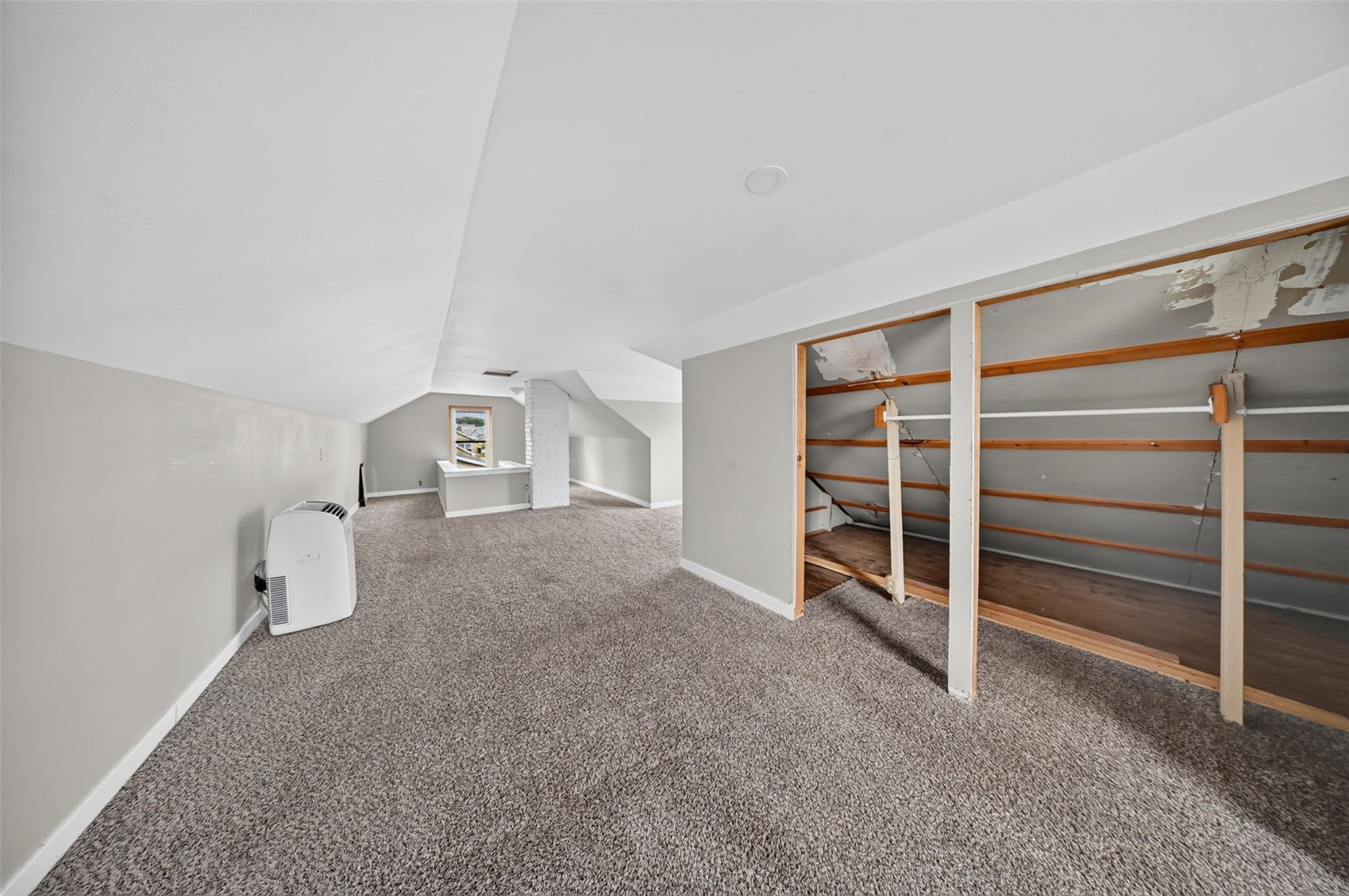 2136 C Street SW Cedar Rapids IA 52404