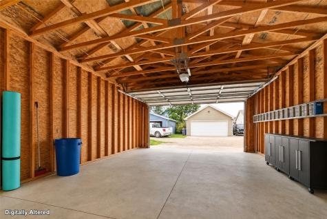 2136 C Street SW Cedar Rapids IA 52404