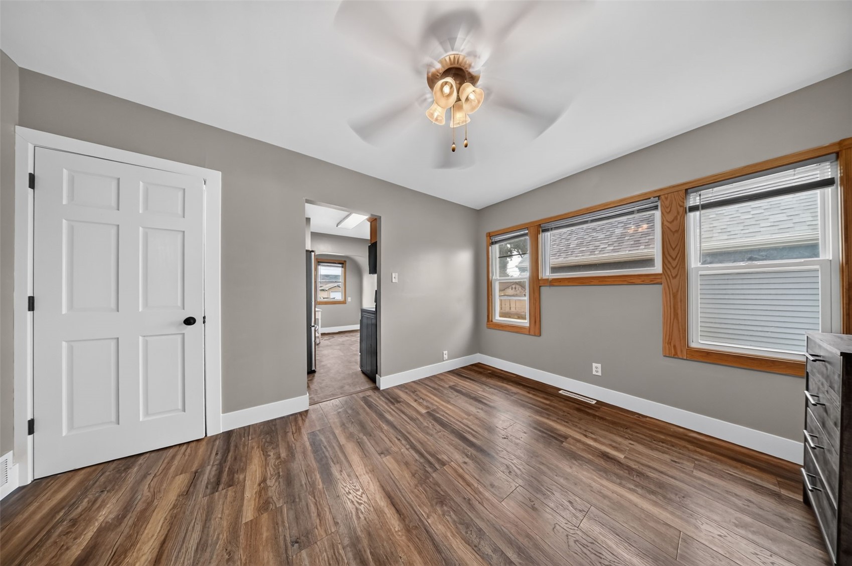2136 C Street SW Cedar Rapids IA 52404