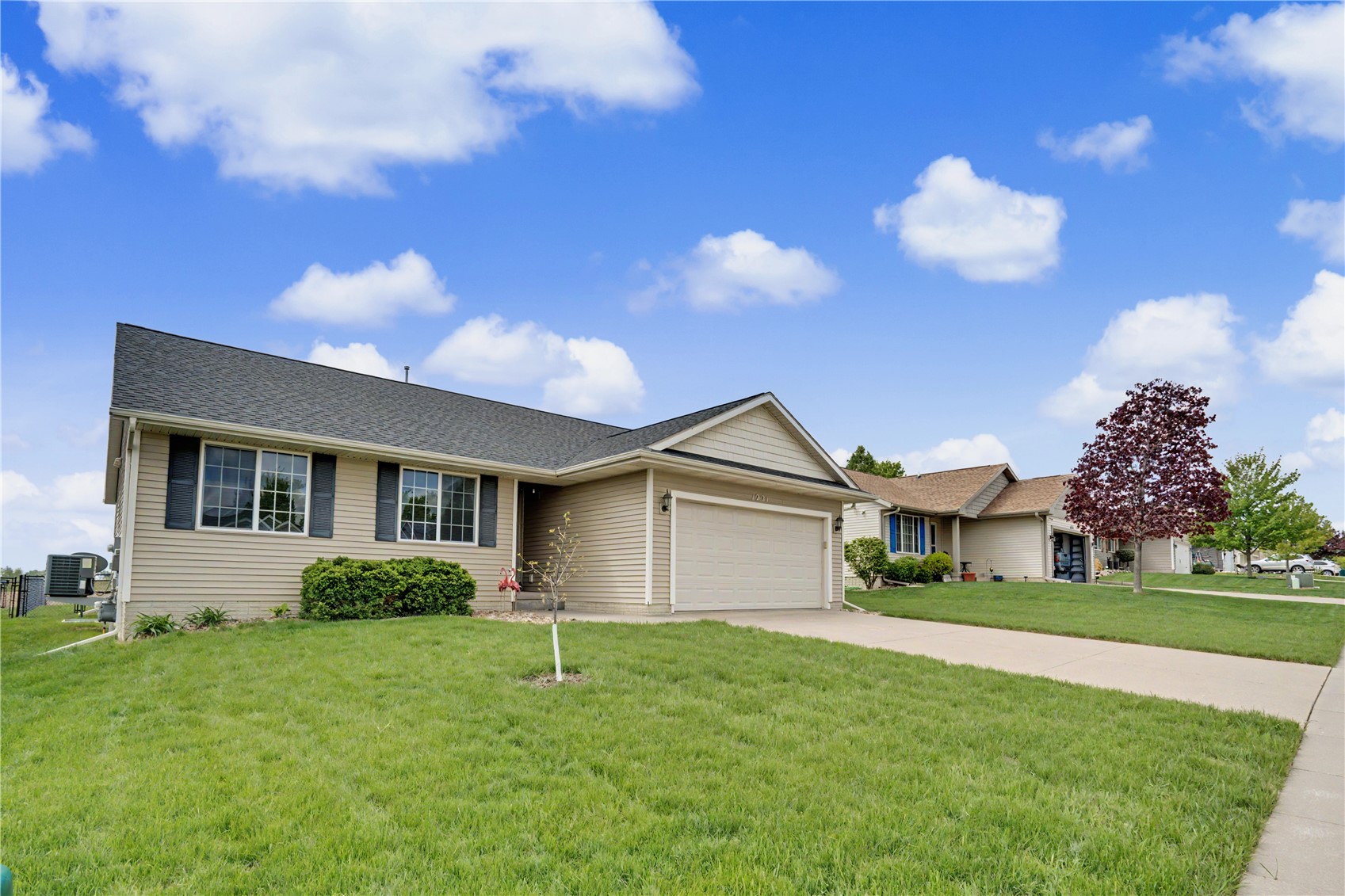 1221 Prairie Rose Drive SW Cedar Rapids IA 52404