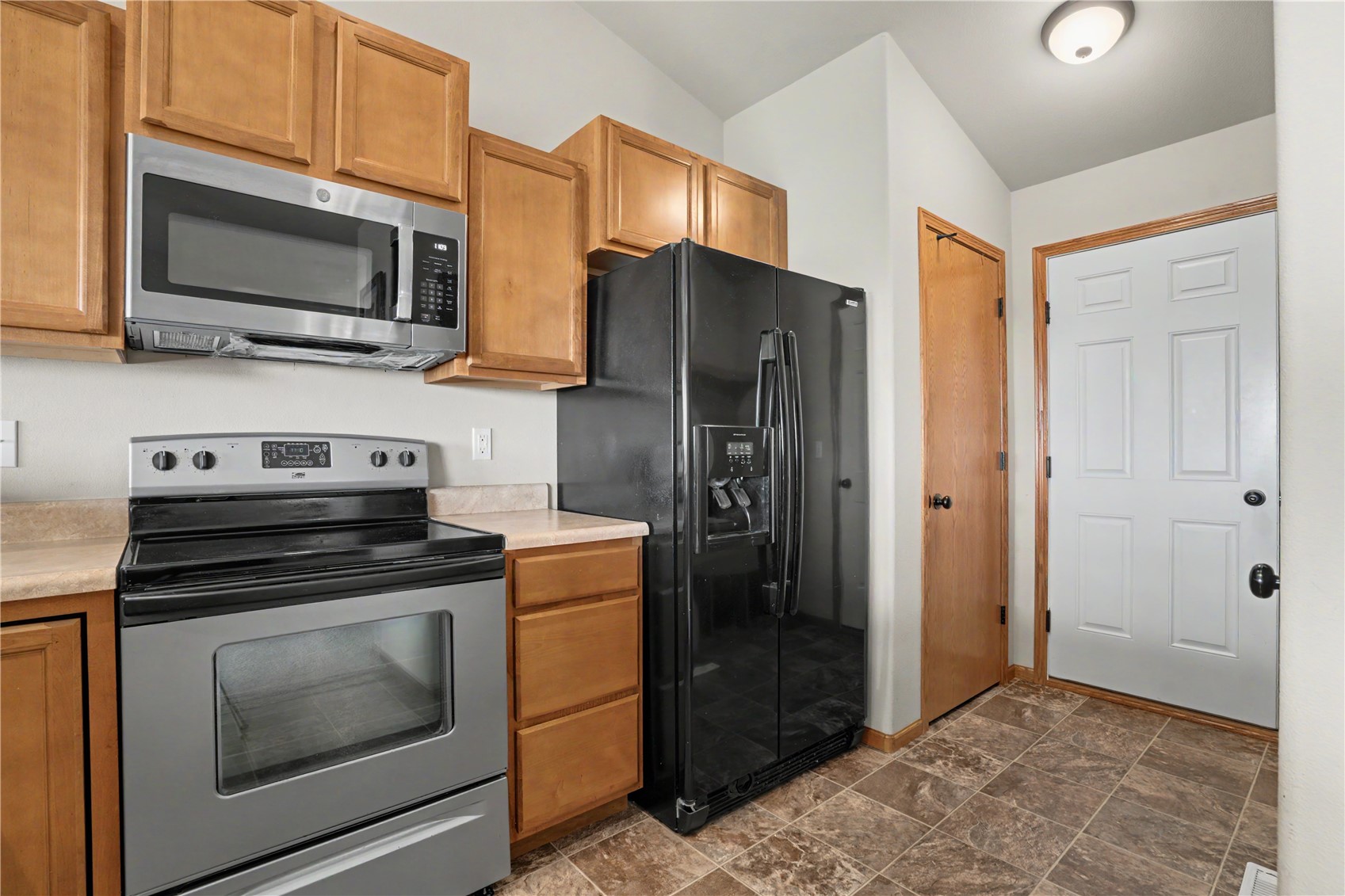 1221 Prairie Rose Drive SW Cedar Rapids IA 52404