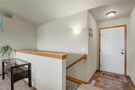 1221 Prairie Rose Drive SW Cedar Rapids IA 52404
