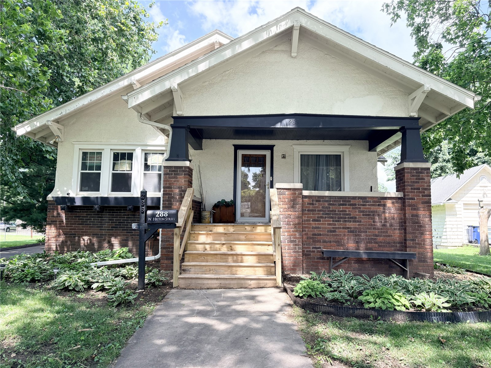 288 W Hilton Street Marengo IA 52301
